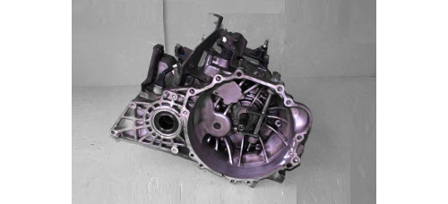 USED TRANSMISSION ASSY-MANUAL 2WD HYUNDAI SANTA FE 1999-05